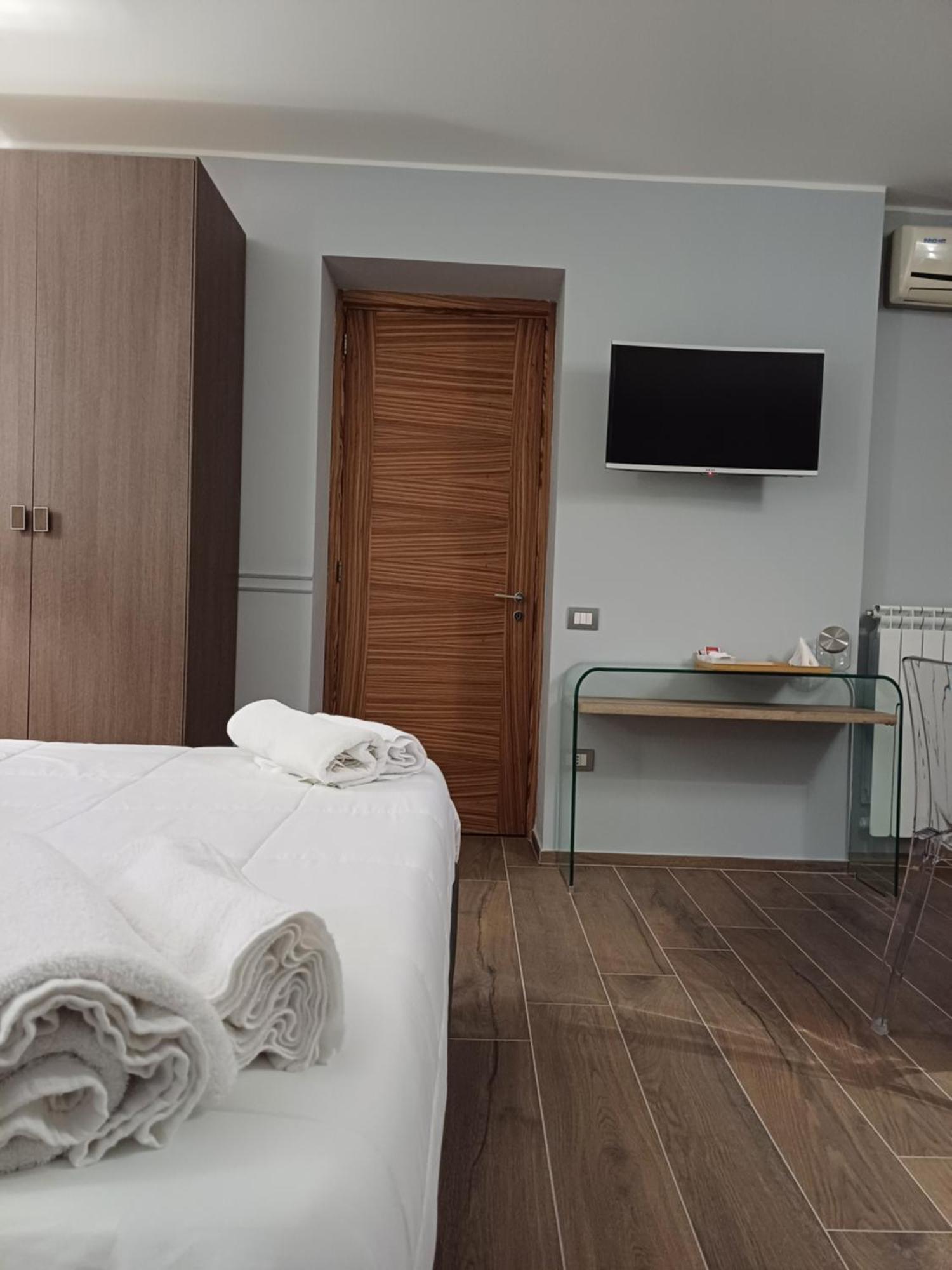 Bed & Breakfast Idomeneo 63 Lecce Extérieur photo