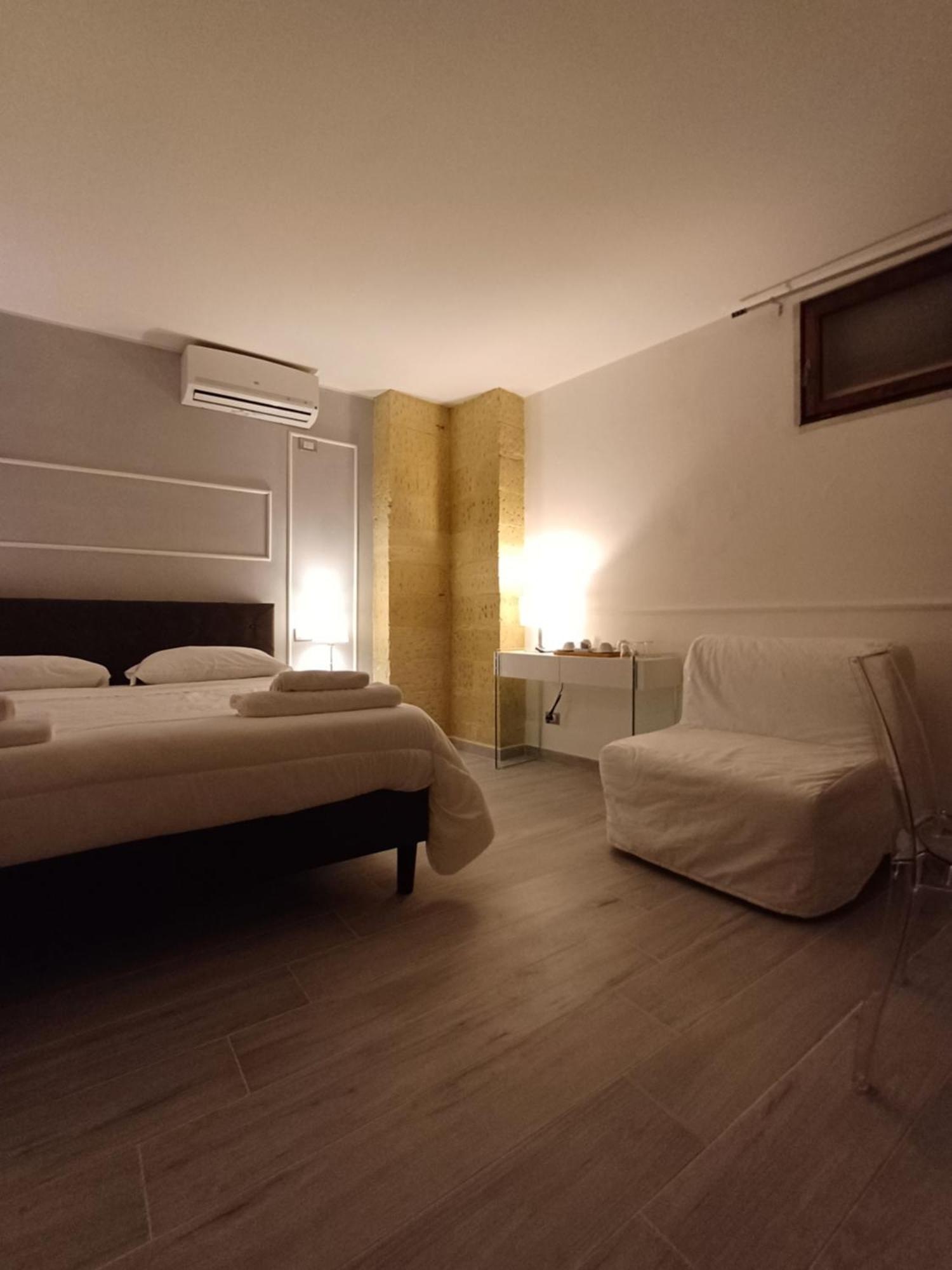 Bed & Breakfast Idomeneo 63 Lecce Extérieur photo